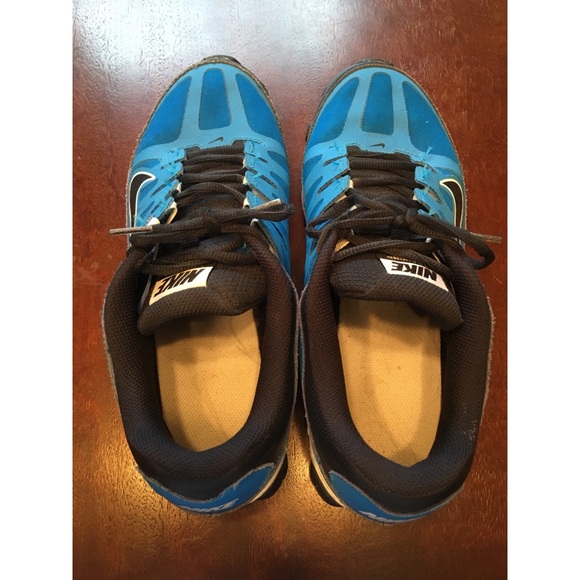 Nike Reax Training Shoes - Picture 2 of 5